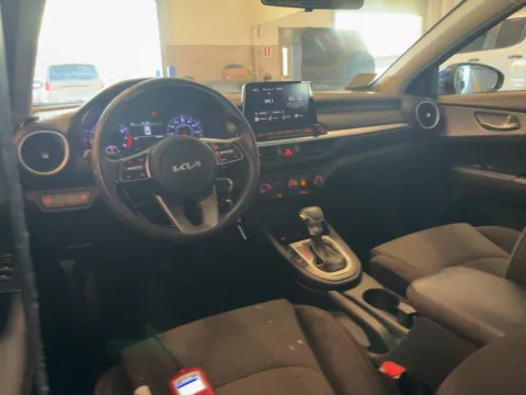 More photos of 2022 Kia Forte LXS at AutoGiant USA Indianapolis, IN