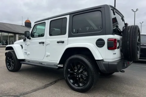 More photos of 2021 Jeep Wrangler Unlimited Sahara 4xe at AutoGiant USA Indianapolis, IN