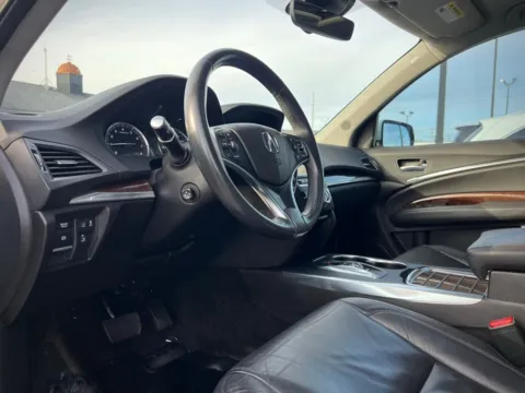 Photos of 2017 Acura MDX 3.5L for sale in Indianapolis, IN at AutoGiant USA Indianapolis