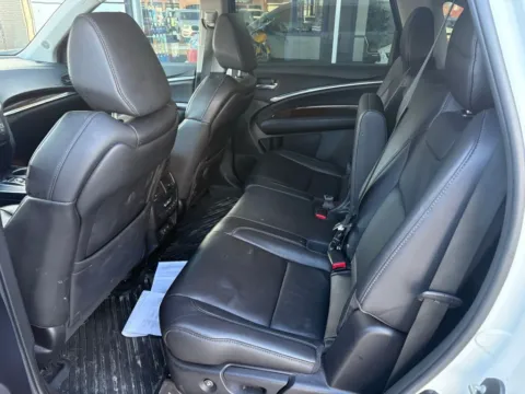 More photos of 2017 Acura MDX 3.5L at AutoGiant USA Indianapolis, IN