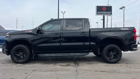Another view of 2019 Chevrolet Silverado 1500 LT Trail Boss for sale in Indianapolis, IN at AutoGiant USA Indianapolis