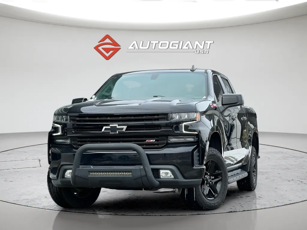 Black 2019 Chevrolet Silverado 1500 LT Trail Boss for sale in Indianapolis, IN
