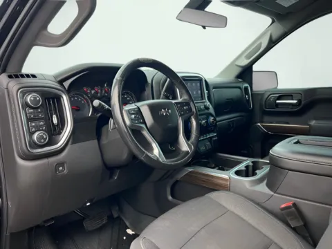 Photos of 2019 Chevrolet Silverado 1500 LT Trail Boss for sale in Indianapolis, IN at AutoGiant USA Indianapolis