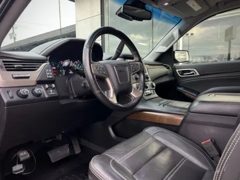 Photos of 2019 GMC Yukon XL Denali for sale in Indianapolis, IN at AutoGiant USA Indianapolis