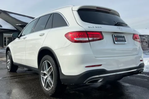 More photos of 2016 Mercedes-Benz GLC 300 at AutoGiant USA Indianapolis, IN