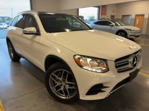 Photos of 2016 Mercedes-Benz GLC 300 for sale in Indianapolis, IN at AutoGiant USA Indianapolis