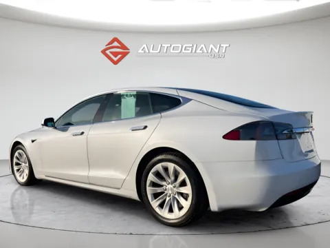More photos of 2019 Tesla Model S Long Range at AutoGiant USA Indianapolis, IN