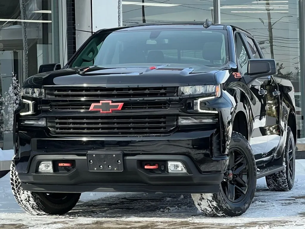Black 2020 Chevrolet Silverado 1500 RST for sale in Indianapolis, IN