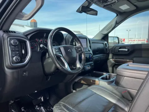 Photos of 2020 Chevrolet Silverado 1500 RST for sale in Indianapolis, IN at AutoGiant USA Indianapolis
