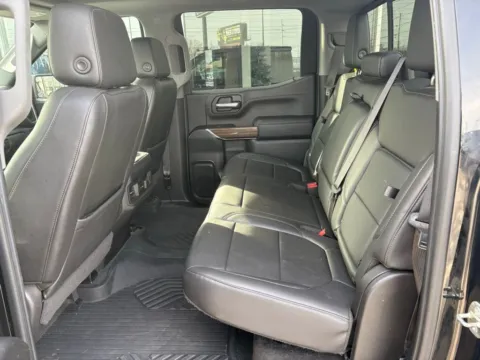 More photos of 2020 Chevrolet Silverado 1500 RST at AutoGiant USA Indianapolis, IN