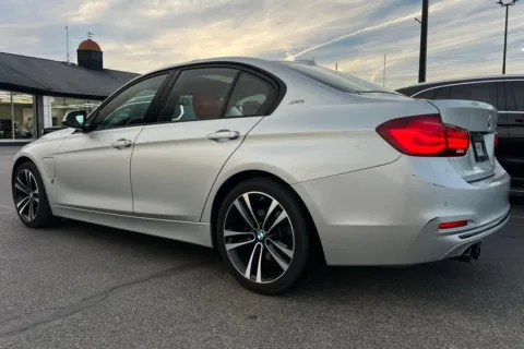 More photos of 2018 BMW 3 Series 330e iPerformance at AutoGiant USA Indianapolis, IN