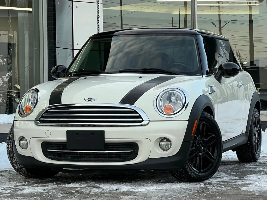 2013 MINI Cooper Base