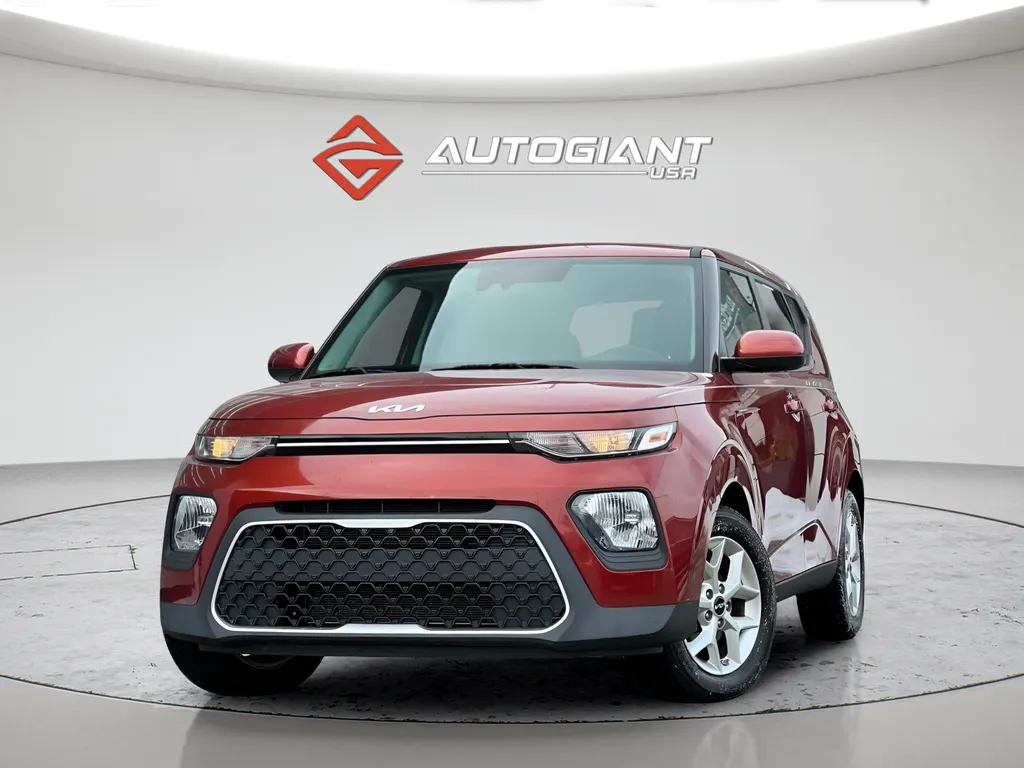 Orange 2022 Kia Soul LX for sale in Indianapolis, IN