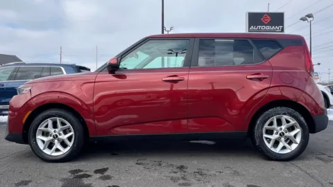 Another view of 2022 Kia Soul LX for sale in Indianapolis, IN at AutoGiant USA Indianapolis