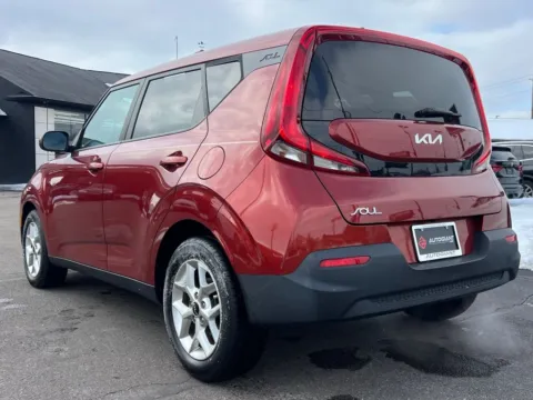 More photos of 2022 Kia Soul LX at AutoGiant USA Indianapolis, IN