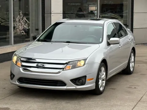 Silver 2012 Ford Fusion SE for sale in Indianapolis, IN