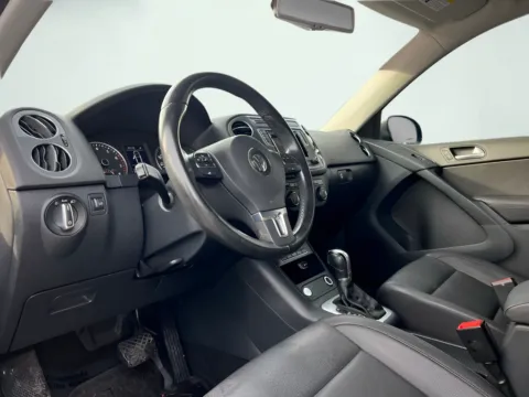 Photos of 2016 Volkswagen Tiguan S for sale in Indianapolis, IN at AutoGiant USA Indianapolis