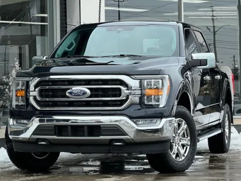 Black 2021 Ford F-150 XLT for sale in Indianapolis, IN