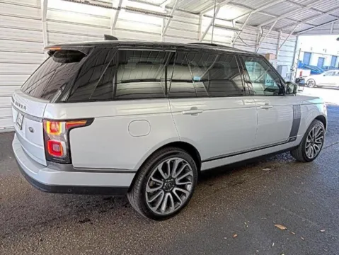 More photos of 2020 Land Rover Range Rover Supercharged at AutoGiant USA Indianapolis, IN