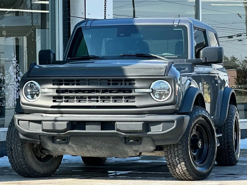 2022 Ford Bronco 2-Door Base