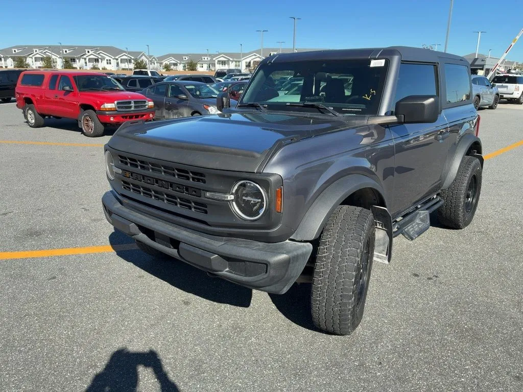 Gray 2022 Ford Bronco Big Bend for sale in Indianapolis, IN