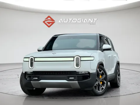 White 2023 Rivian R1S Adventure for sale in Indianapolis, IN
