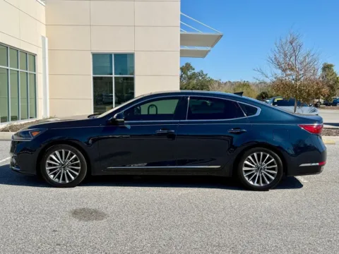 Photos of 2017 Kia Cadenza Premium for sale in Indianapolis, IN at AutoGiant USA Indianapolis
