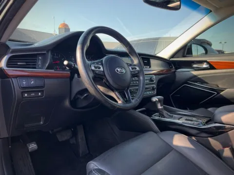 Photos of 2017 Kia Cadenza Premium for sale in Indianapolis, IN at AutoGiant USA Indianapolis