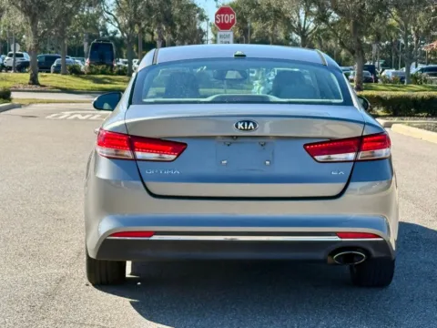 More photos of 2017 Kia Optima EX at AutoGiant USA Indianapolis, IN