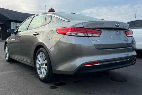 More photos of 2017 Kia Optima EX at AutoGiant USA Indianapolis, IN