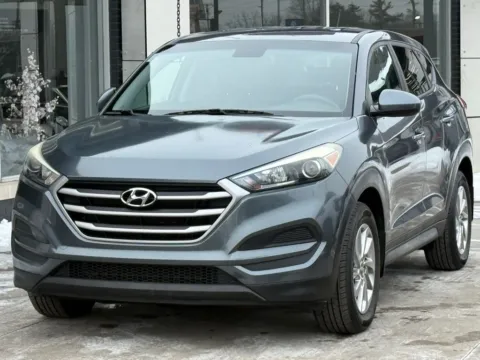 Gray 2018 Hyundai Tucson SE for sale in Indianapolis, IN