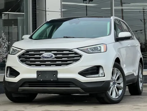 White 2019 Ford Edge Titanium for sale in Indianapolis, IN