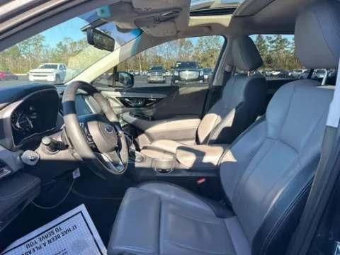 More photos of 2020 Subaru Outback Limited at AutoGiant USA Indianapolis, IN