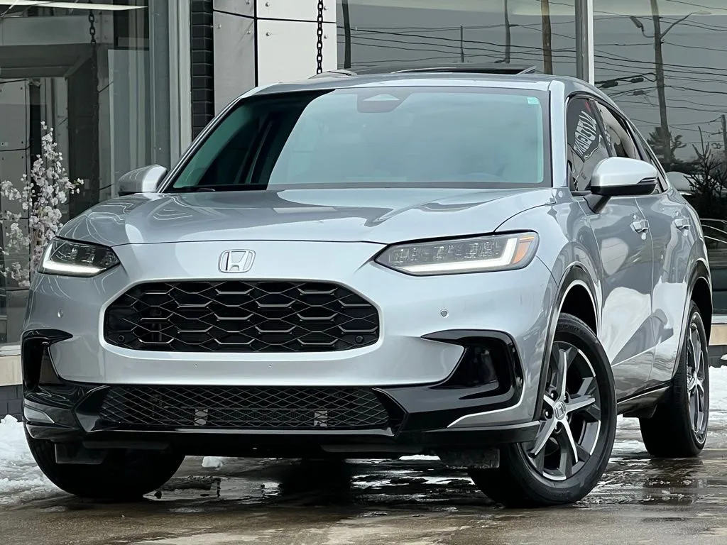 Silver 2024 Honda HR-V EX-L for sale in Indianapolis, IN