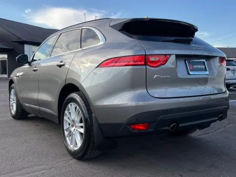 More photos of 2019 Jaguar F-PACE 25t Prestige at AutoGiant USA Indianapolis, IN