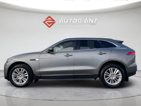 Another view of 2019 Jaguar F-PACE 25t Prestige for sale in Indianapolis, IN at AutoGiant USA Indianapolis