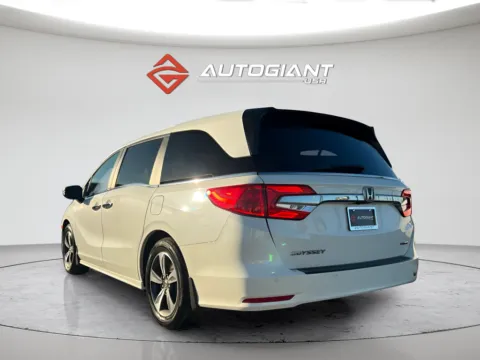 More photos of 2019 Honda Odyssey Touring at AutoGiant USA Indianapolis, IN