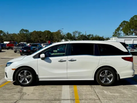 Photos of 2019 Honda Odyssey Touring for sale in Indianapolis, IN at AutoGiant USA Indianapolis