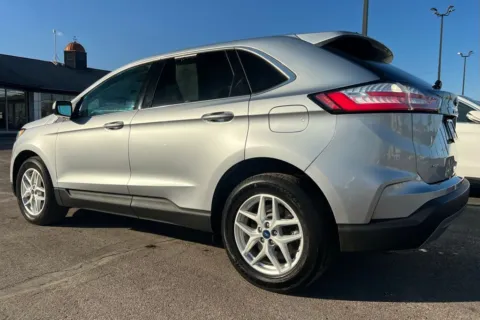 More photos of 2022 Ford Edge SEL at AutoGiant USA Indianapolis, IN