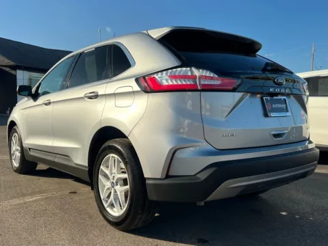 More photos of 2022 Ford Edge SEL at AutoGiant USA Indianapolis, IN
