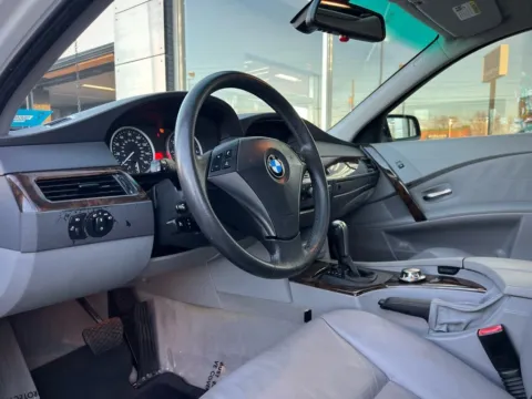 Photos of 2004 BMW 5 Series 545i for sale in Indianapolis, IN at AutoGiant USA Indianapolis