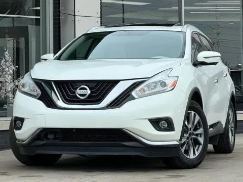 White 2017 Nissan Murano SL for sale in Indianapolis, IN