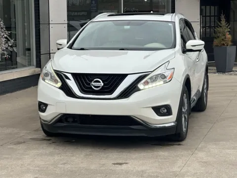 White 2017 Nissan Murano SL for sale in Indianapolis, IN