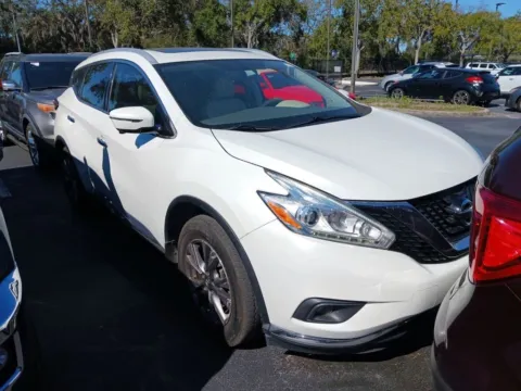 Photos of 2017 Nissan Murano SL for sale in Indianapolis, IN at AutoGiant USA Indianapolis