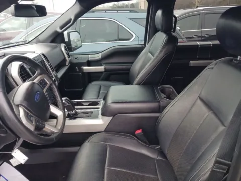 More photos of 2019 Ford F-150 Lariat at AutoGiant USA Indianapolis, IN