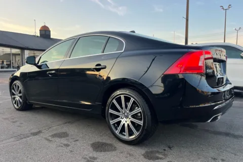 More photos of 2018 Volvo S60 Inscription T5 Platinum at AutoGiant USA Indianapolis, IN