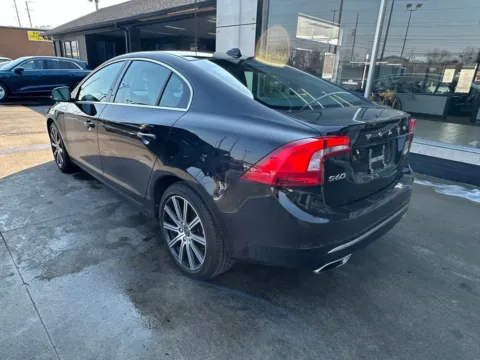More photos of 2018 Volvo S60 Inscription T5 Platinum at AutoGiant USA Indianapolis, IN