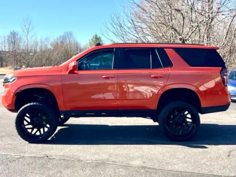More photos of 2021 Chevrolet Tahoe Z71 at AutoGiant USA Indianapolis, IN
