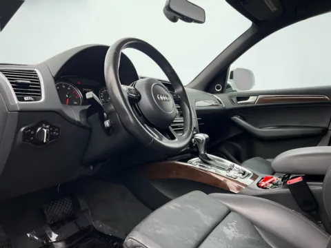 Photos of 2016 Audi Q5 2.0T Premium Plus for sale in Indianapolis, IN at AutoGiant USA Indianapolis