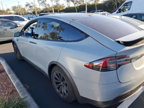 Another view of 2018 Tesla Model X 75D for sale in Indianapolis, IN at AutoGiant USA Indianapolis